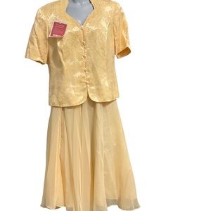 Vtg USA MADE!! 18 Karen Miller New York skirt suit‎